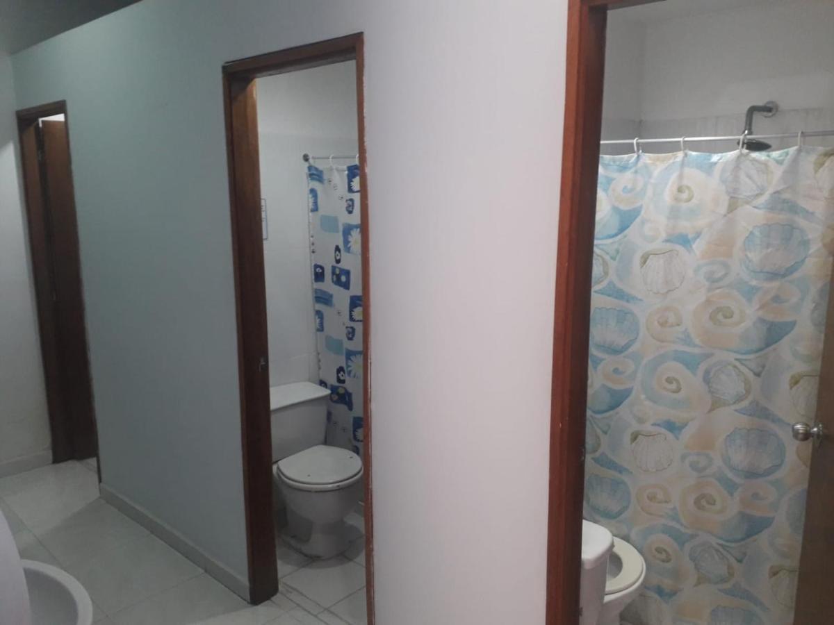 Hostal Komfort Медельин Экстерьер фото