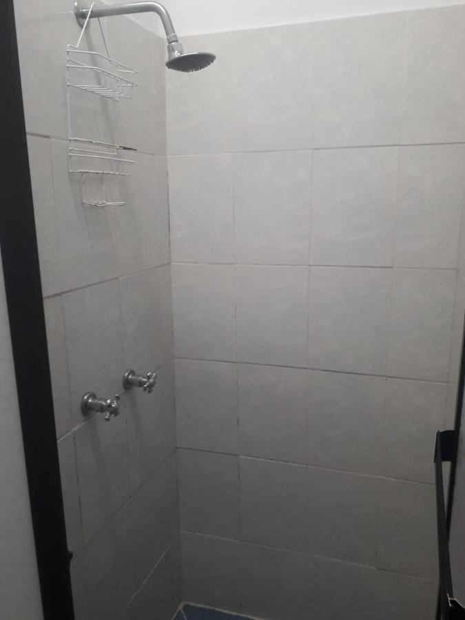 Hostal Komfort Медельин Экстерьер фото